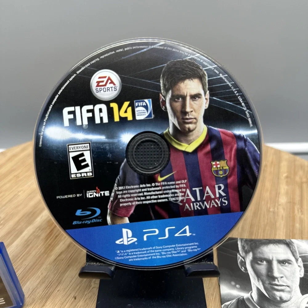 PS4 FIFA 14 2014 Complete CIB Tested Messi Cover